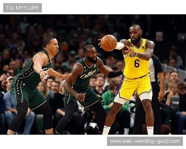 湖人迎来关键连胜 詹姆斯带队冲击季后赛新高度